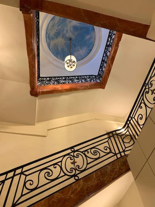 Golden Braque: Luxury Meet History Apartment Paris Exterior photo